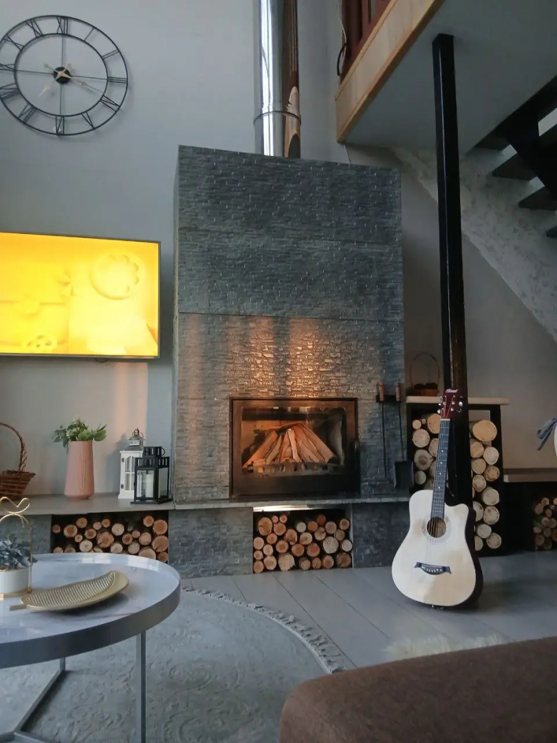 Частный дом на улице Возрождения 120