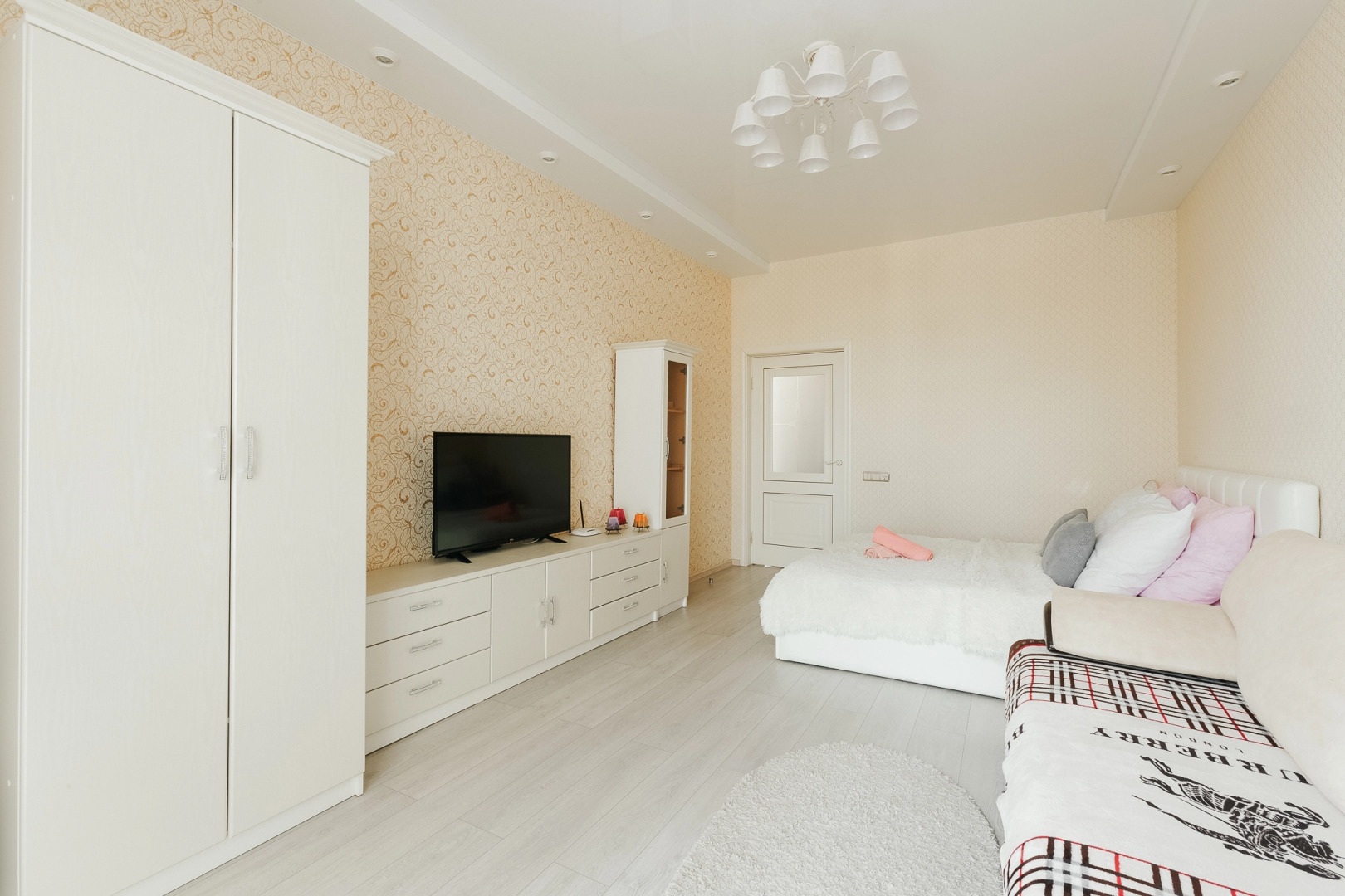 Квартира на Октябрьском Проспекте