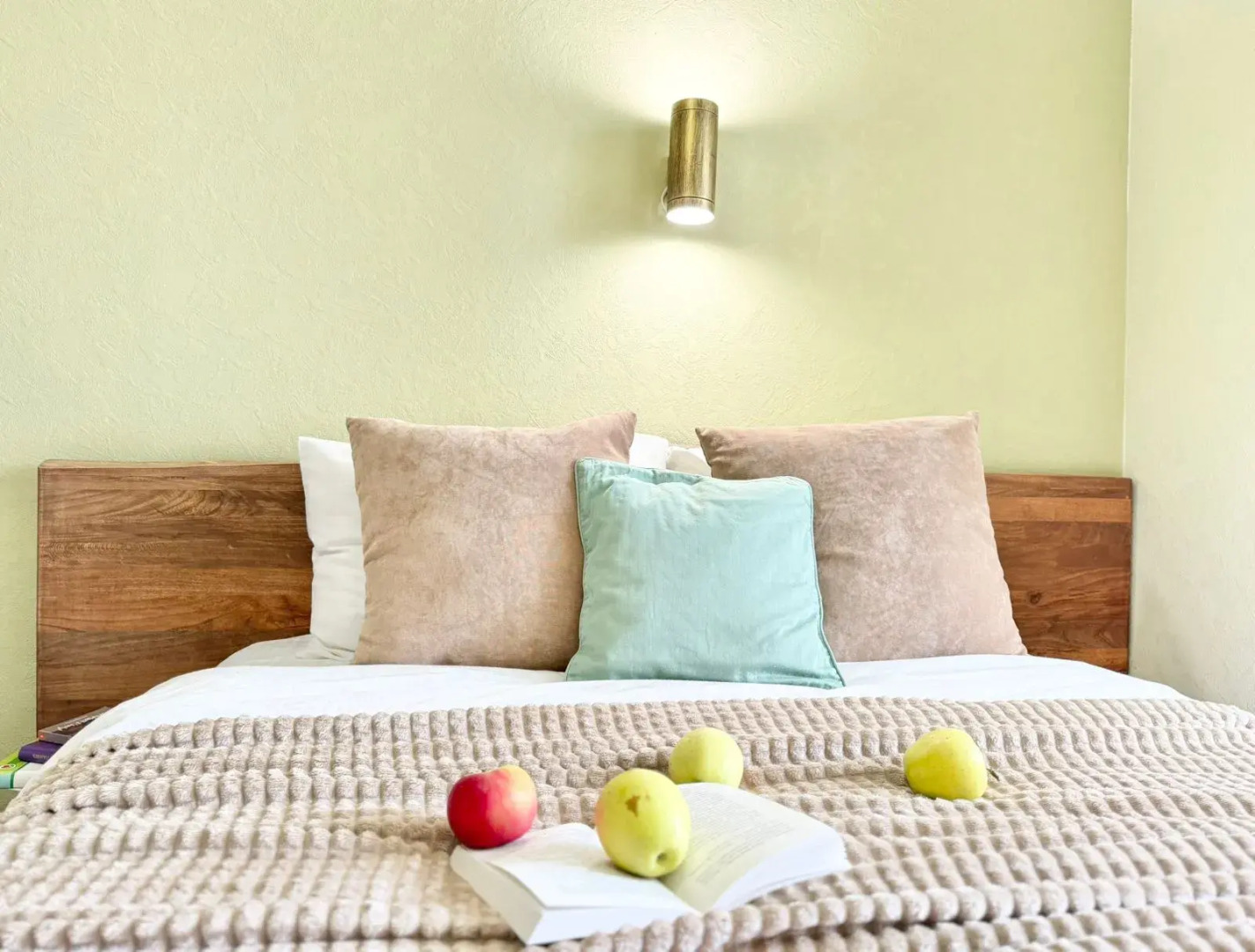 Квартира стильная в горах Ялта