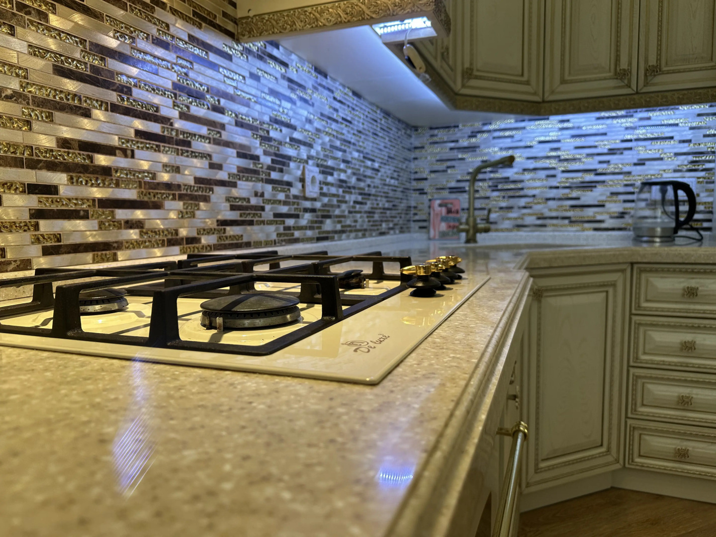 Апартаменты "Эленика" Роскошные у Озера в Махачкале