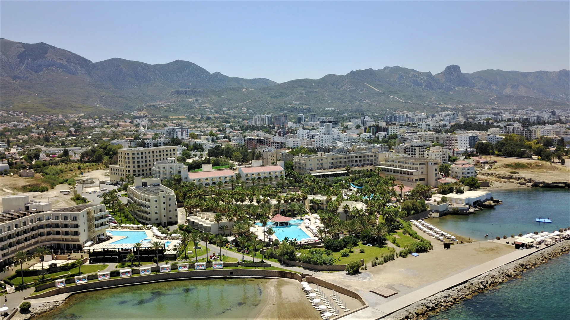 Отель Oscar Resort