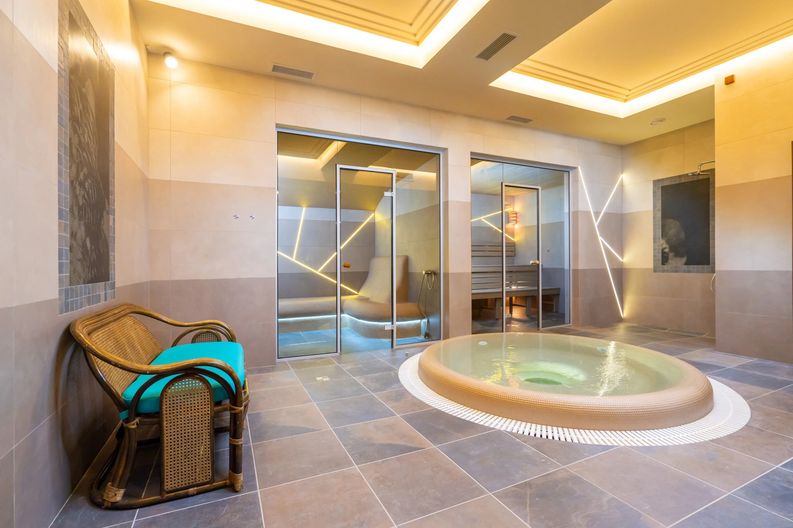 Отель Акварели