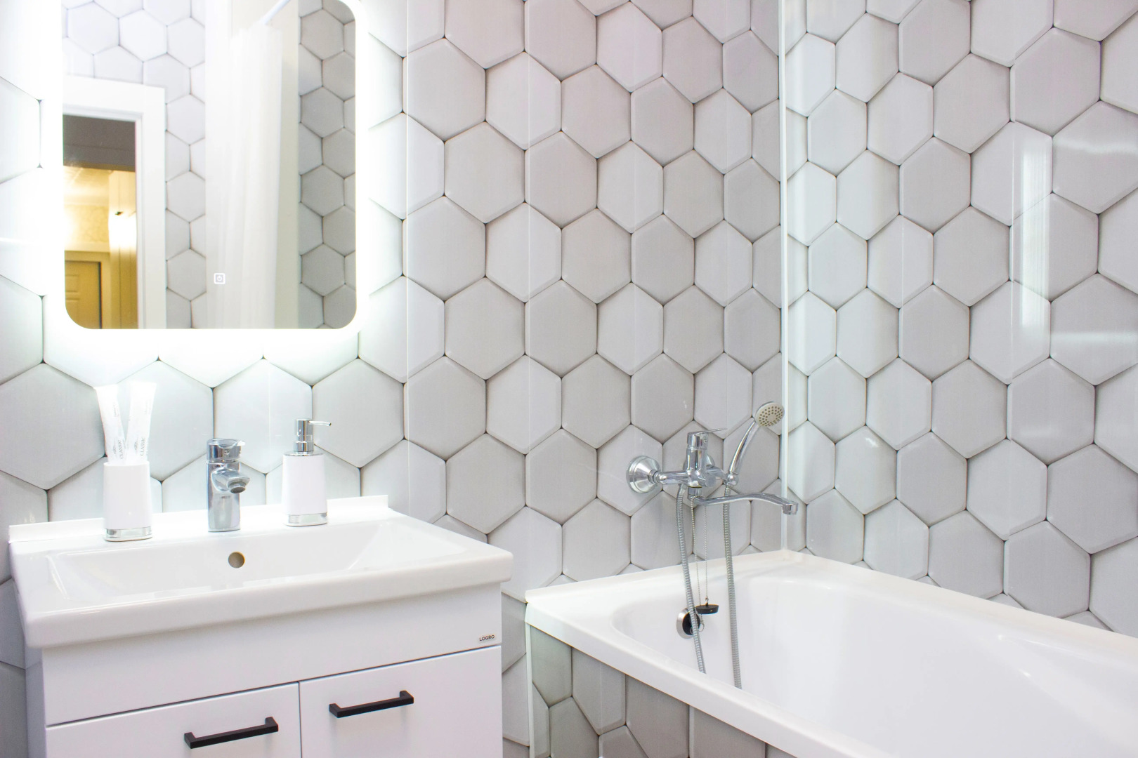 Апартаменты Добрый Дом Рядом С ТРЦ Остров