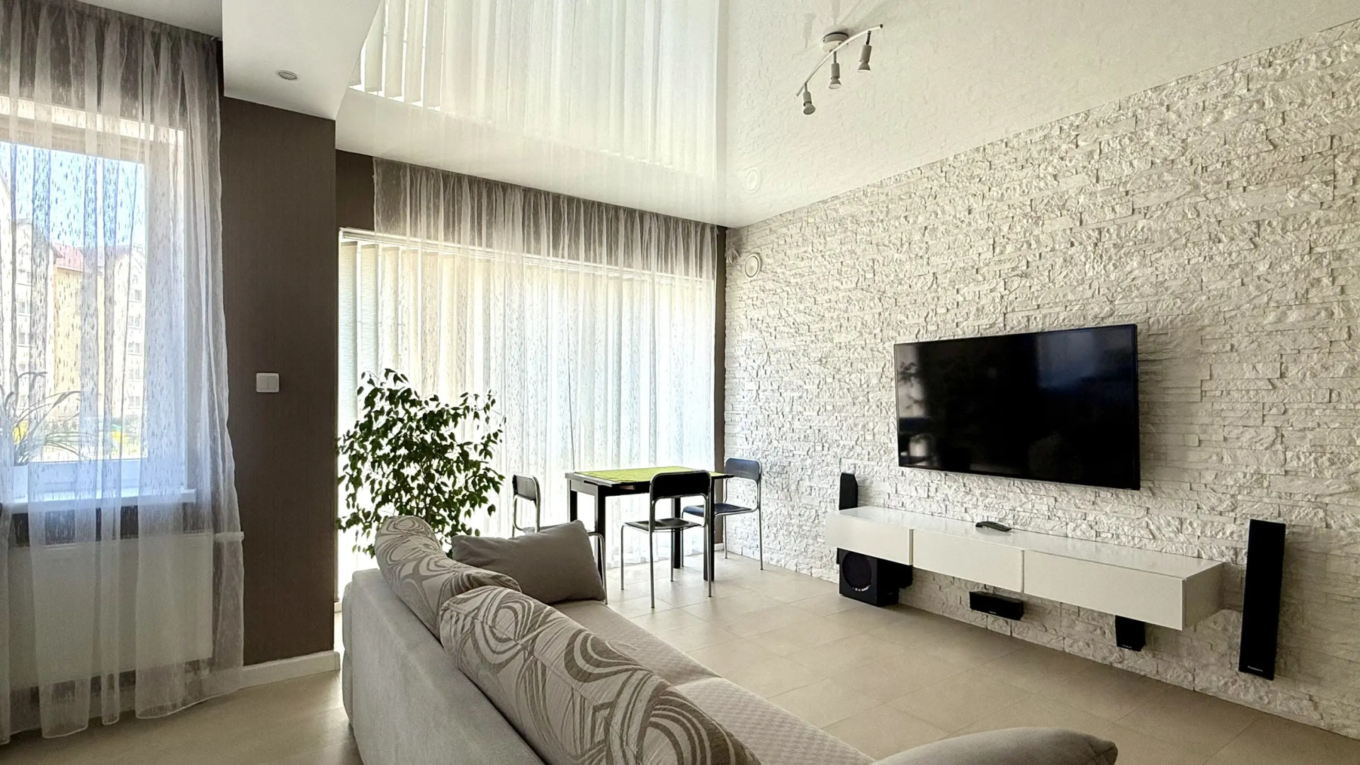 Апартаменты ApartMari Просторная 2-комнатная квартира рядом с Балтийским побережьем