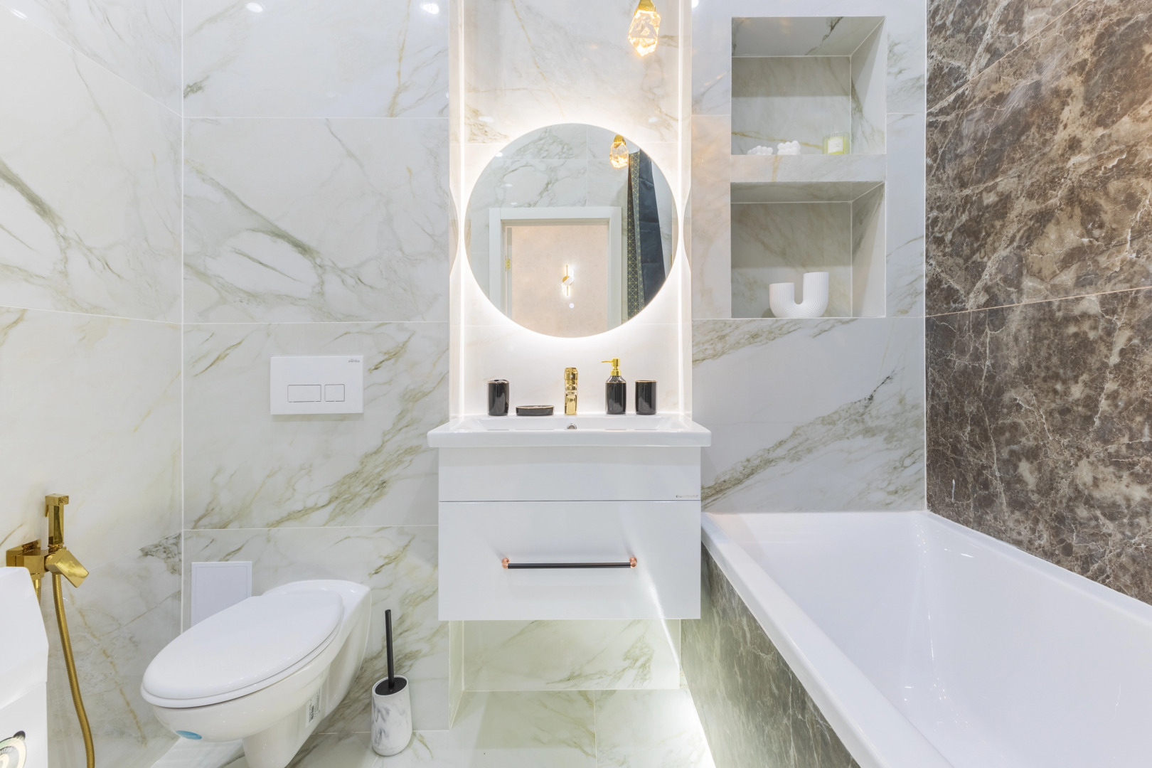 Квартира на Алексея Козина 9