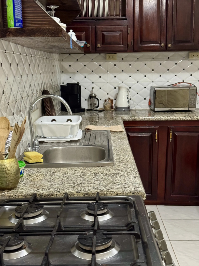 Вилла Breezy Castle с 3 Улучшенными Номерами с Видом на Море и Частным Бассейном