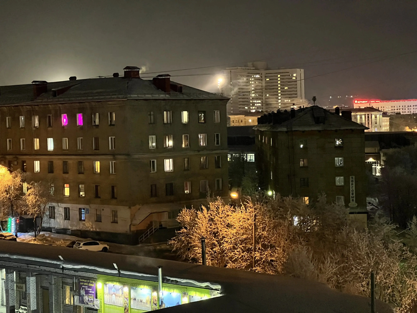 Квартира с тремя раздельными спальнями лифтом и балконом