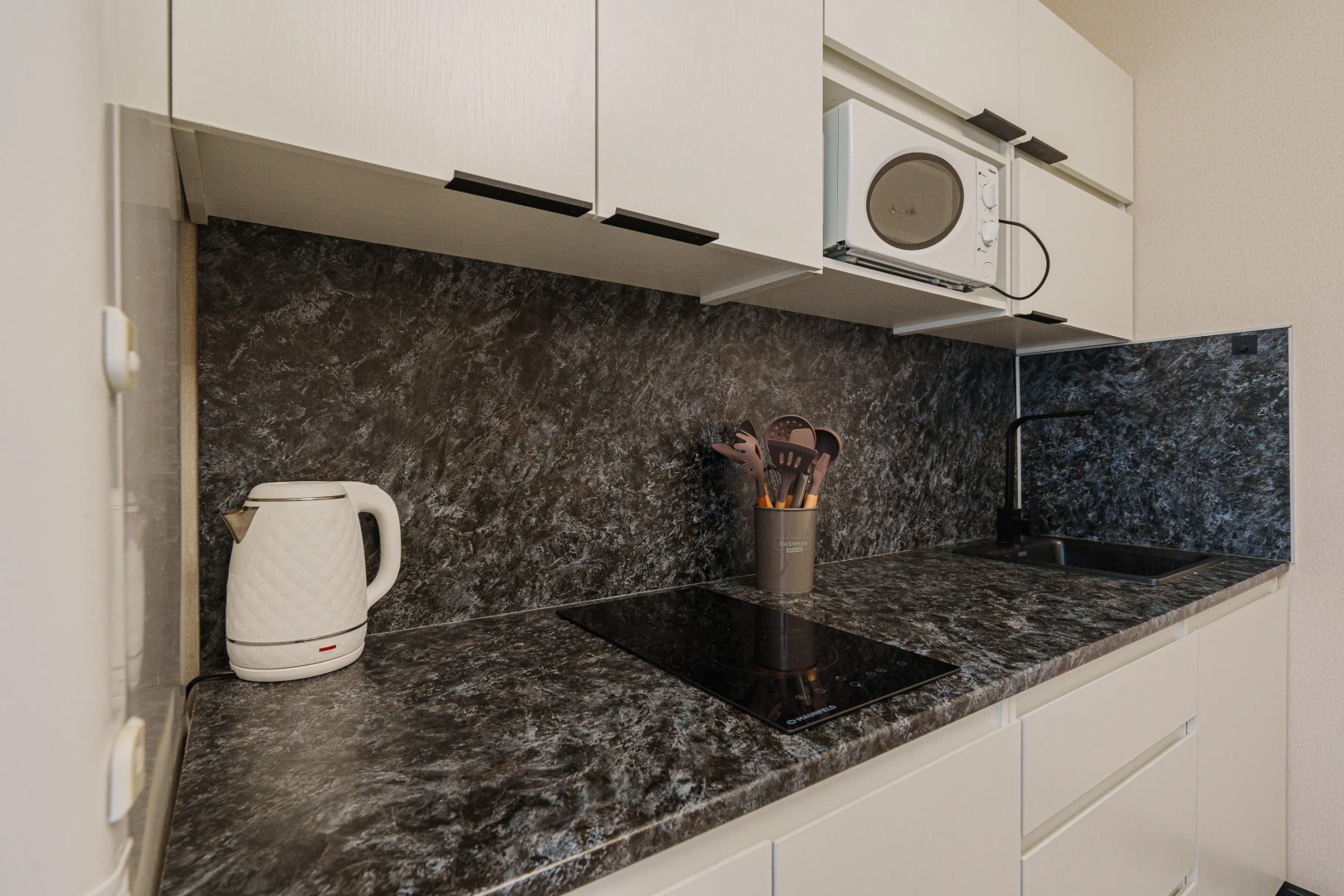 Апартаменты комфорт класса в 3-х минутах от метро