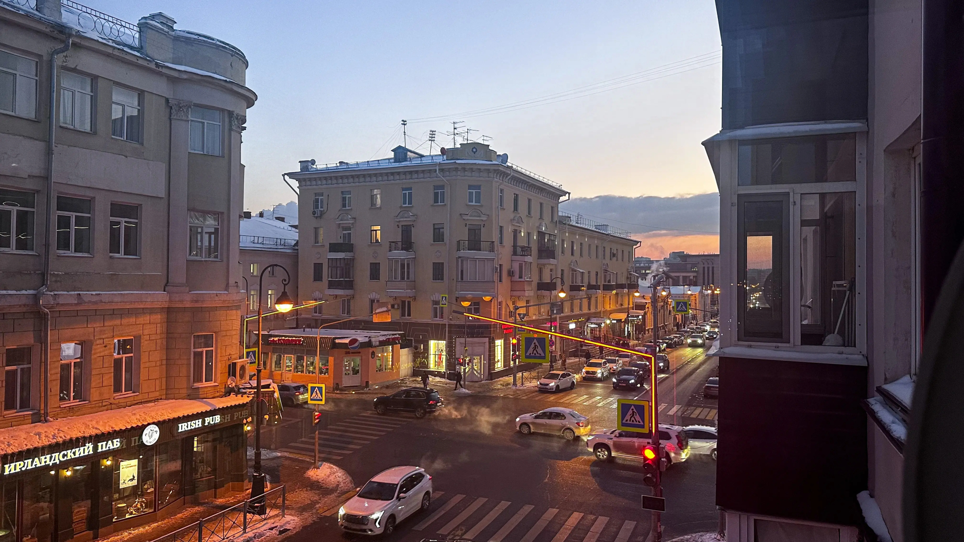 Апартаменты 2-х комнатные в центре возле Кремля