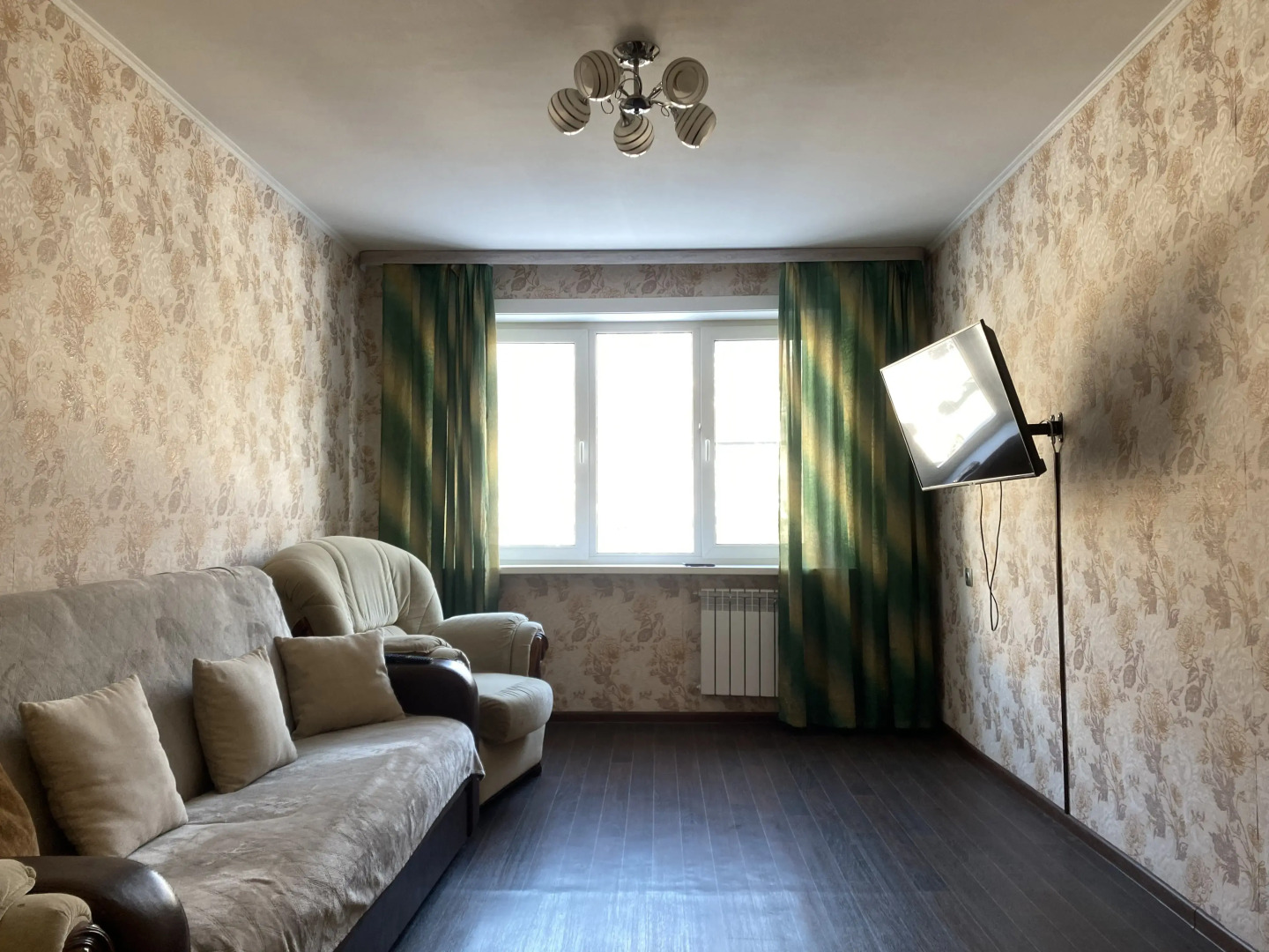 Квартира Двухкомнатные апартаменты в центре