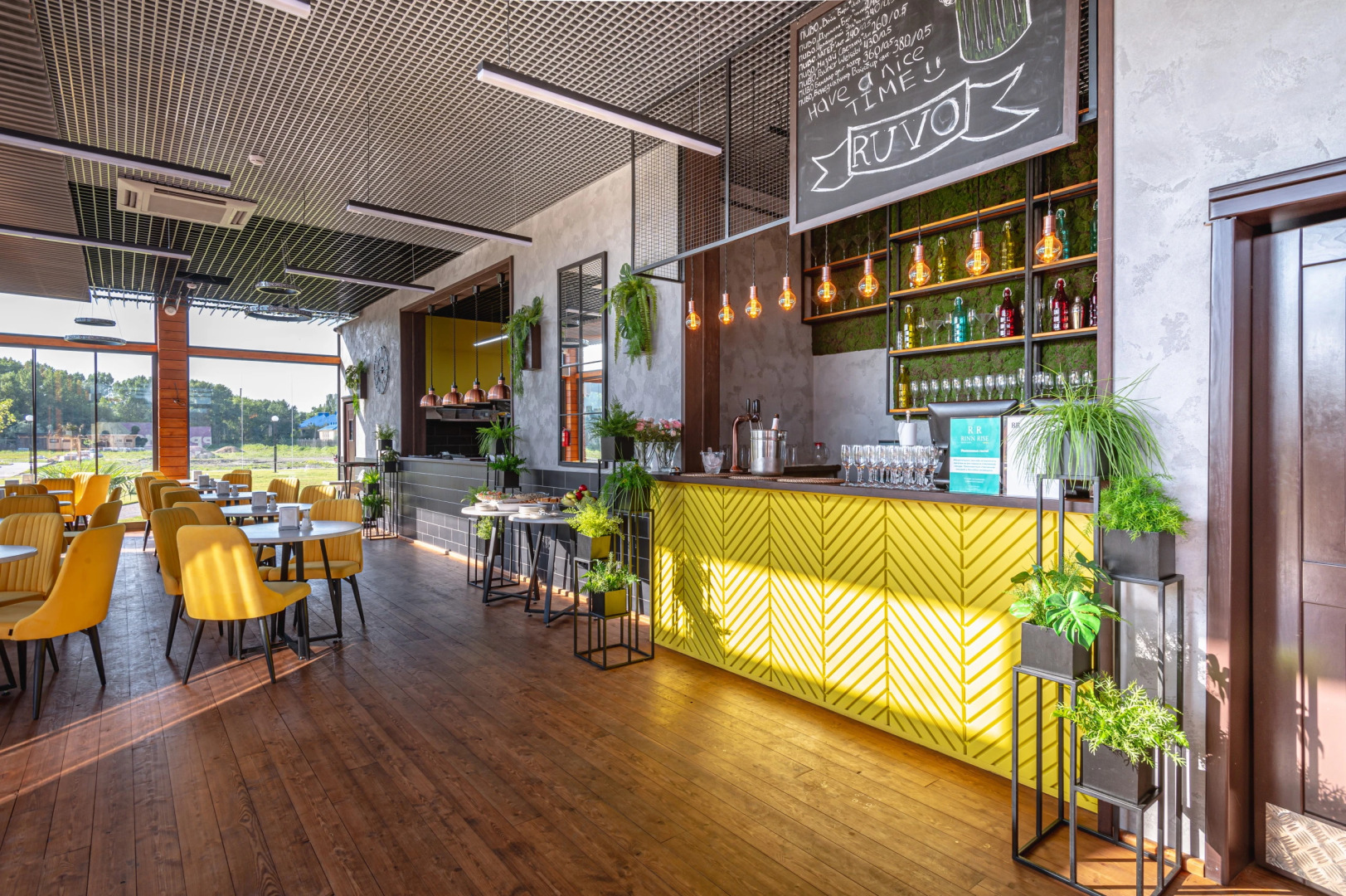 Отель Rinn Rise