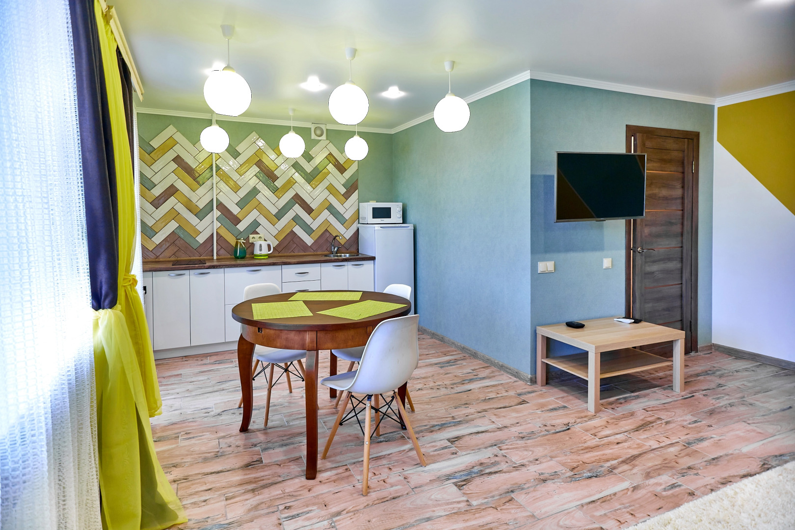 Апартаменты Люкс на Ватутина