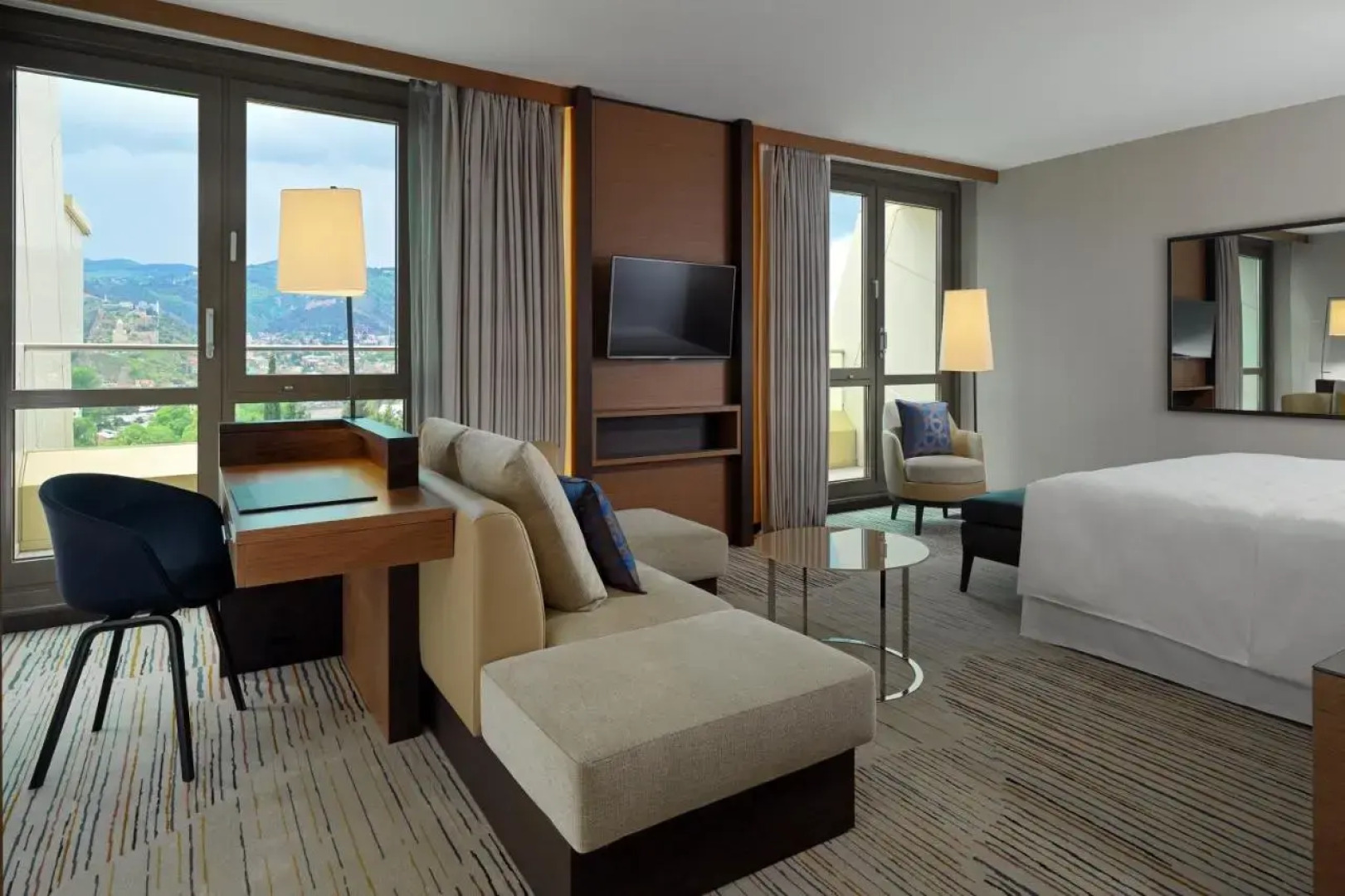 Sheraton Grand Tbilisi Metechi Palace Hotel