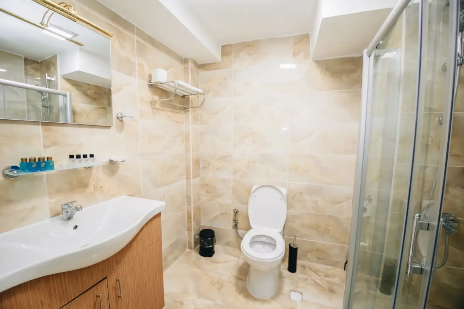 Отель Safran Suites