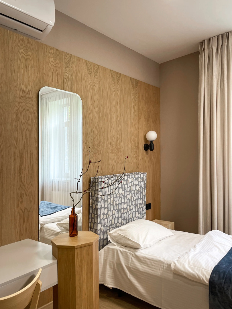 Отель Лес Георга