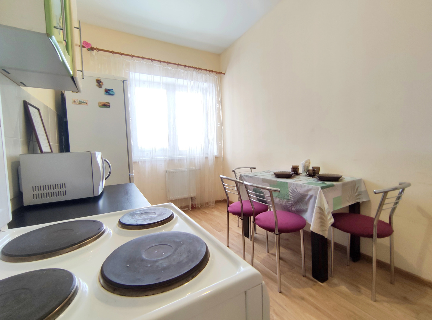 Квартира Трехкомнатная Рядом с Музыкальной Школой иТорговым Центром