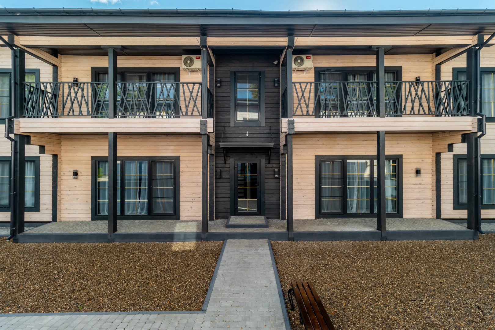 Апартаменты в стиле эко-лофт в новом доме