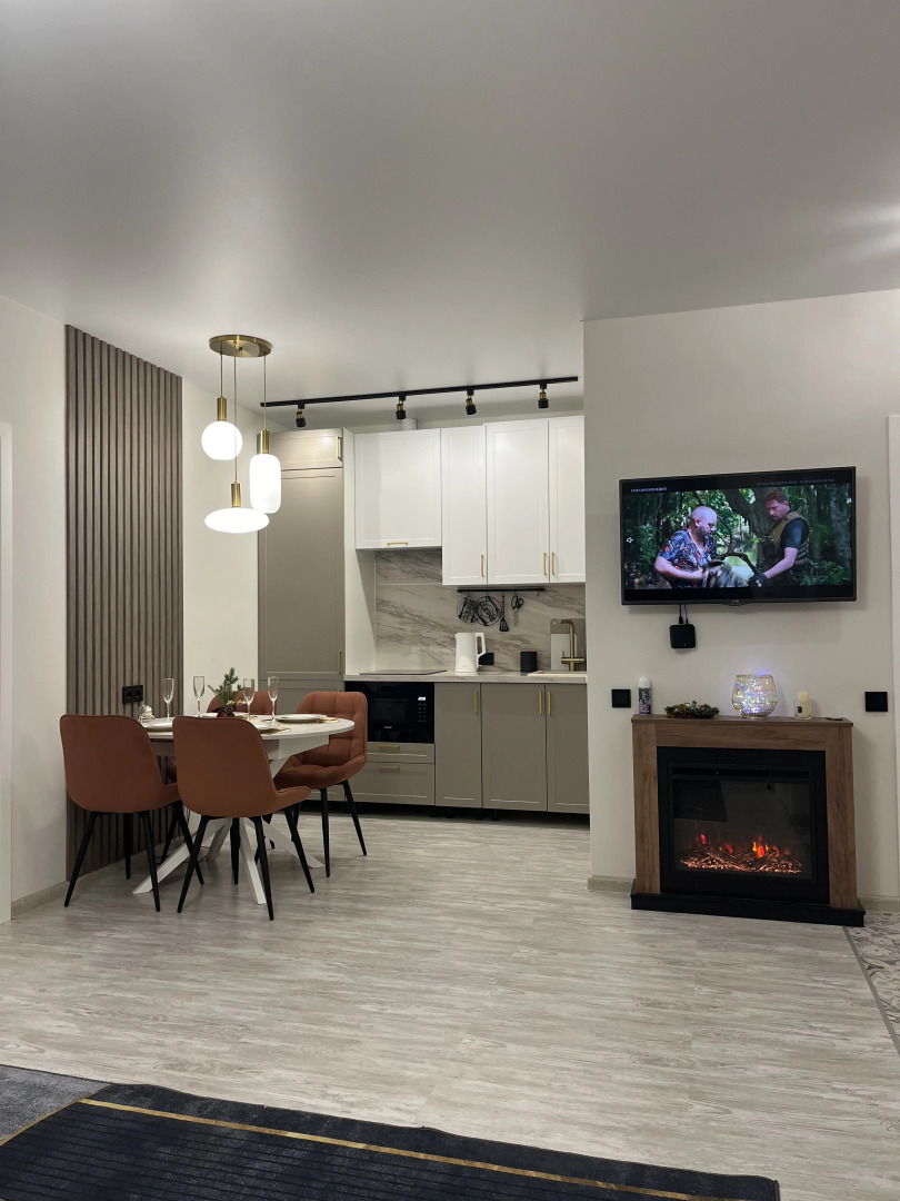 Квартира Парадайз LUX с камином в центре