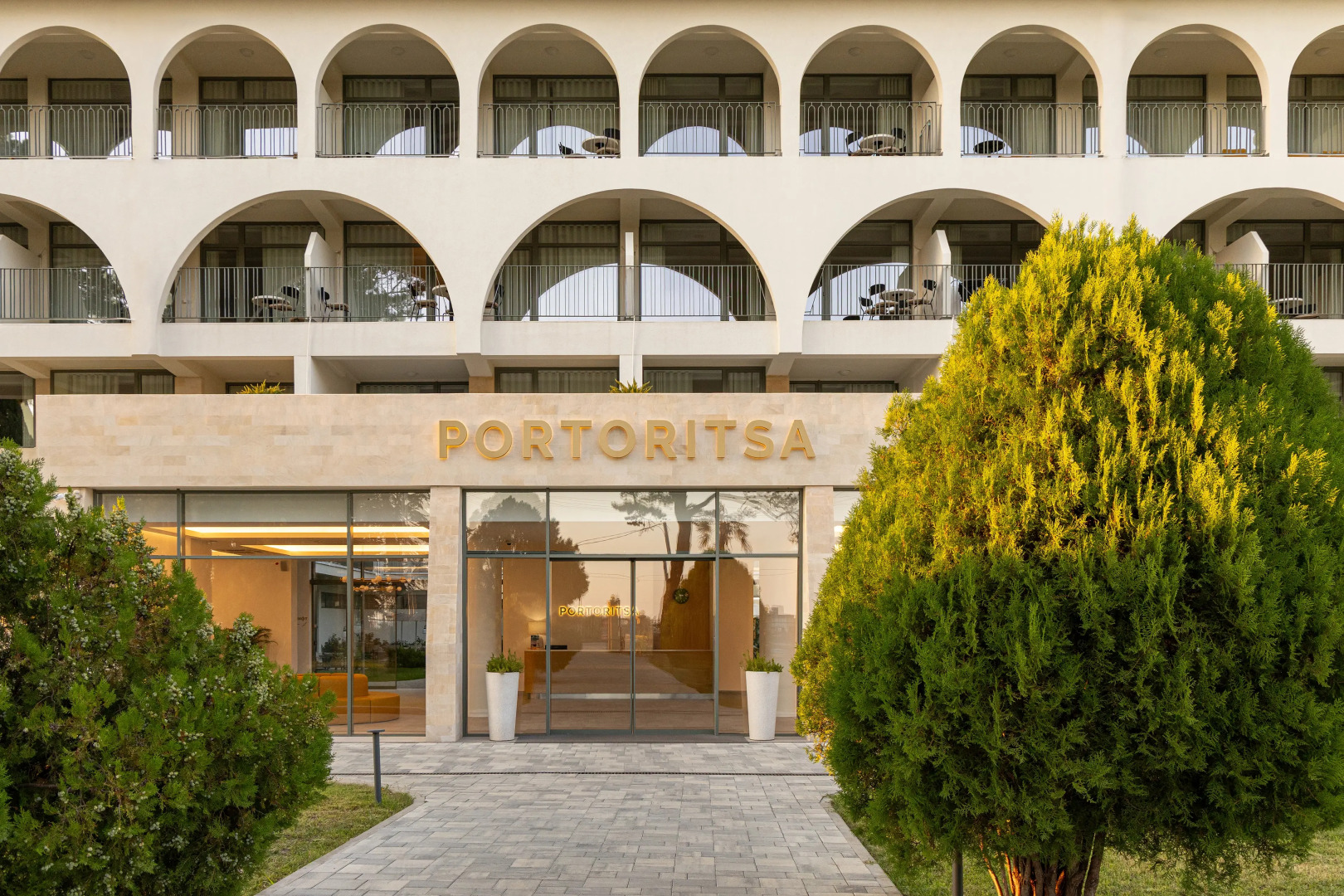 Отель Portoritsa