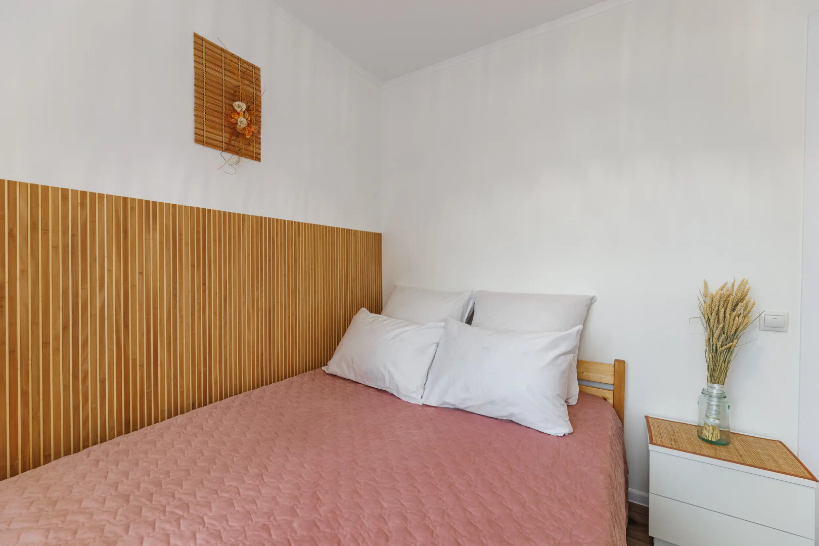 Квартира Двухкомнатная на Сойфера 37