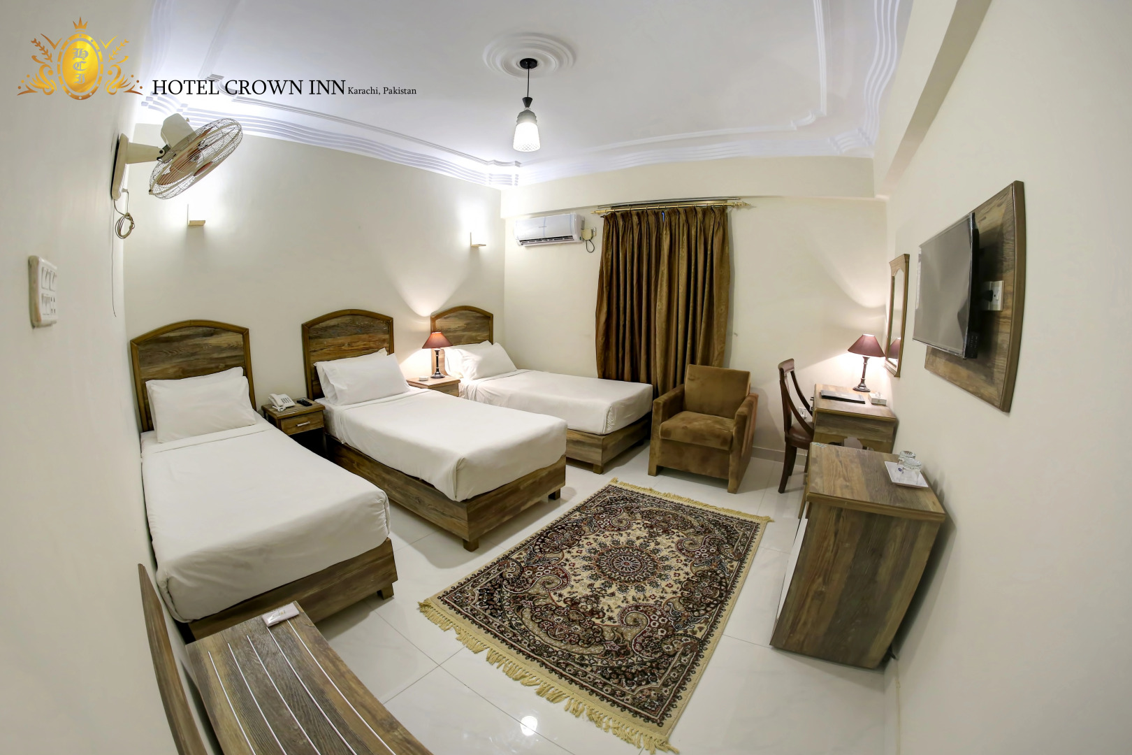 Отель Crown Inn