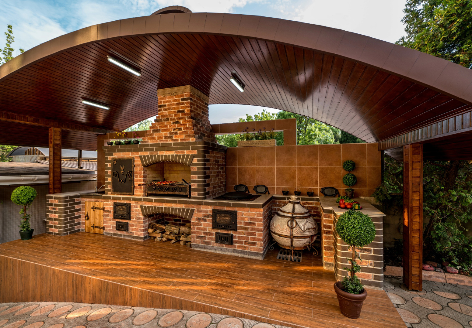 Отель Чеботаревъ