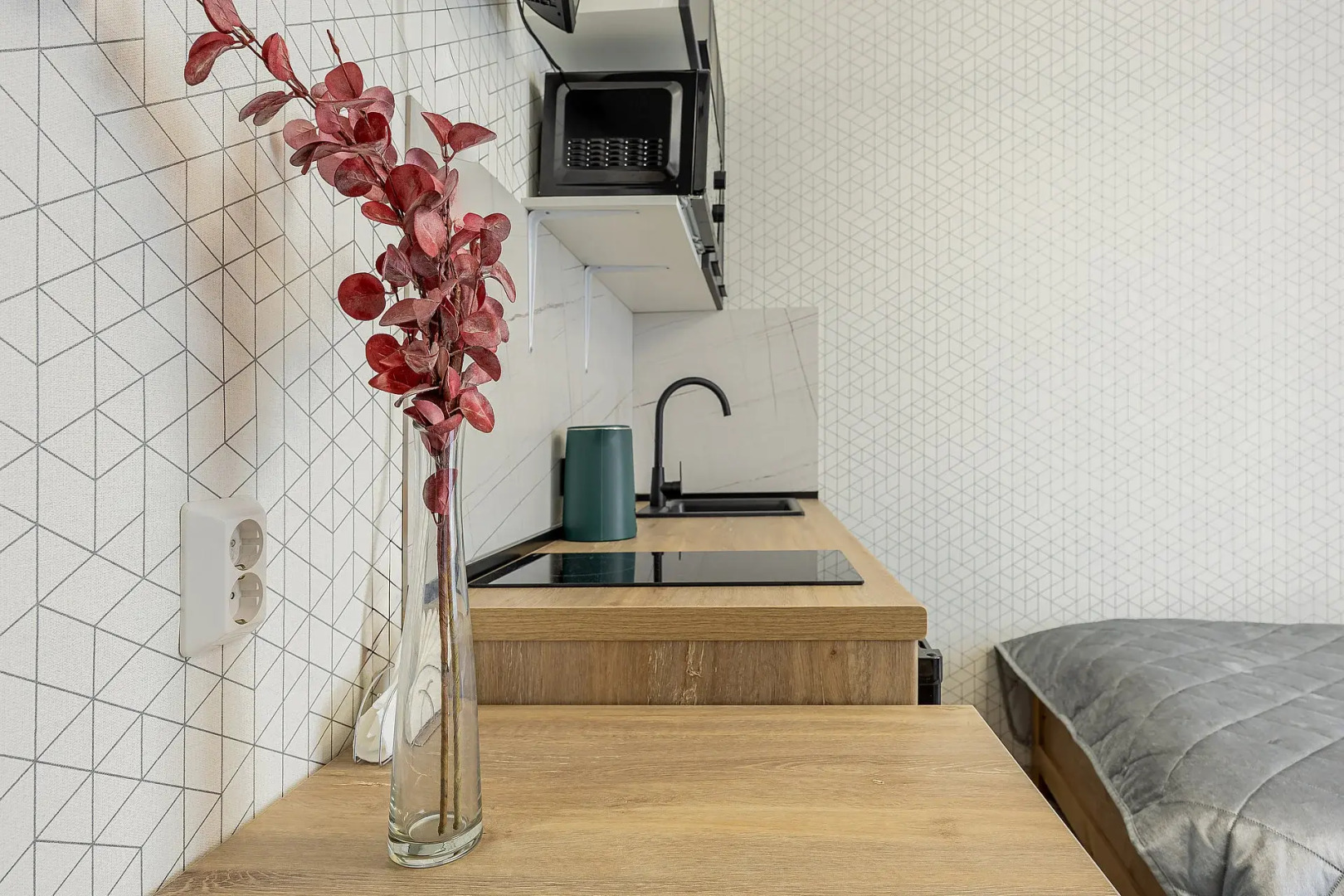 Квартира Студия Стрелка на ул. Бурнаковская 77