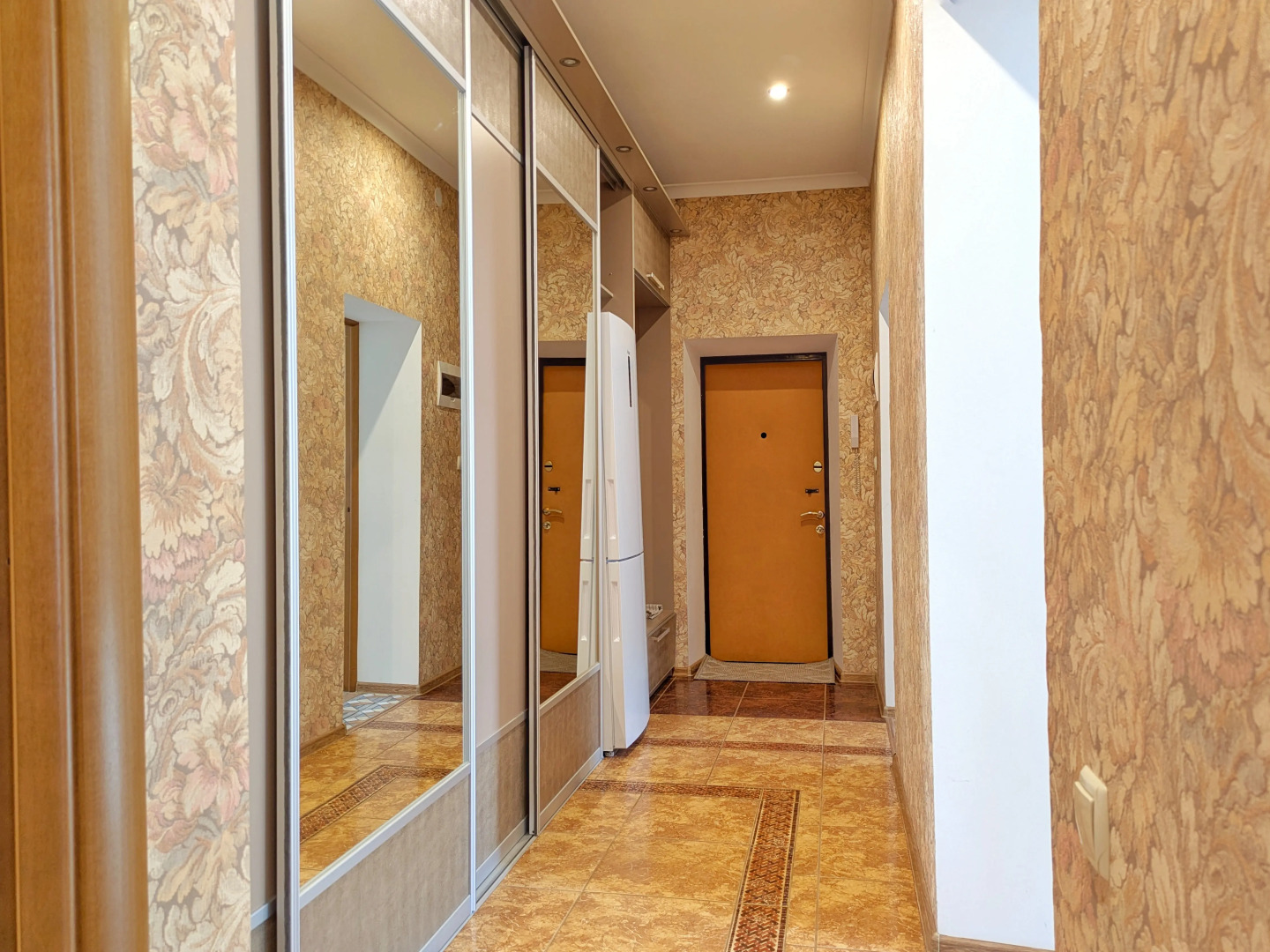 Квартира Двухкомнатная в Центре