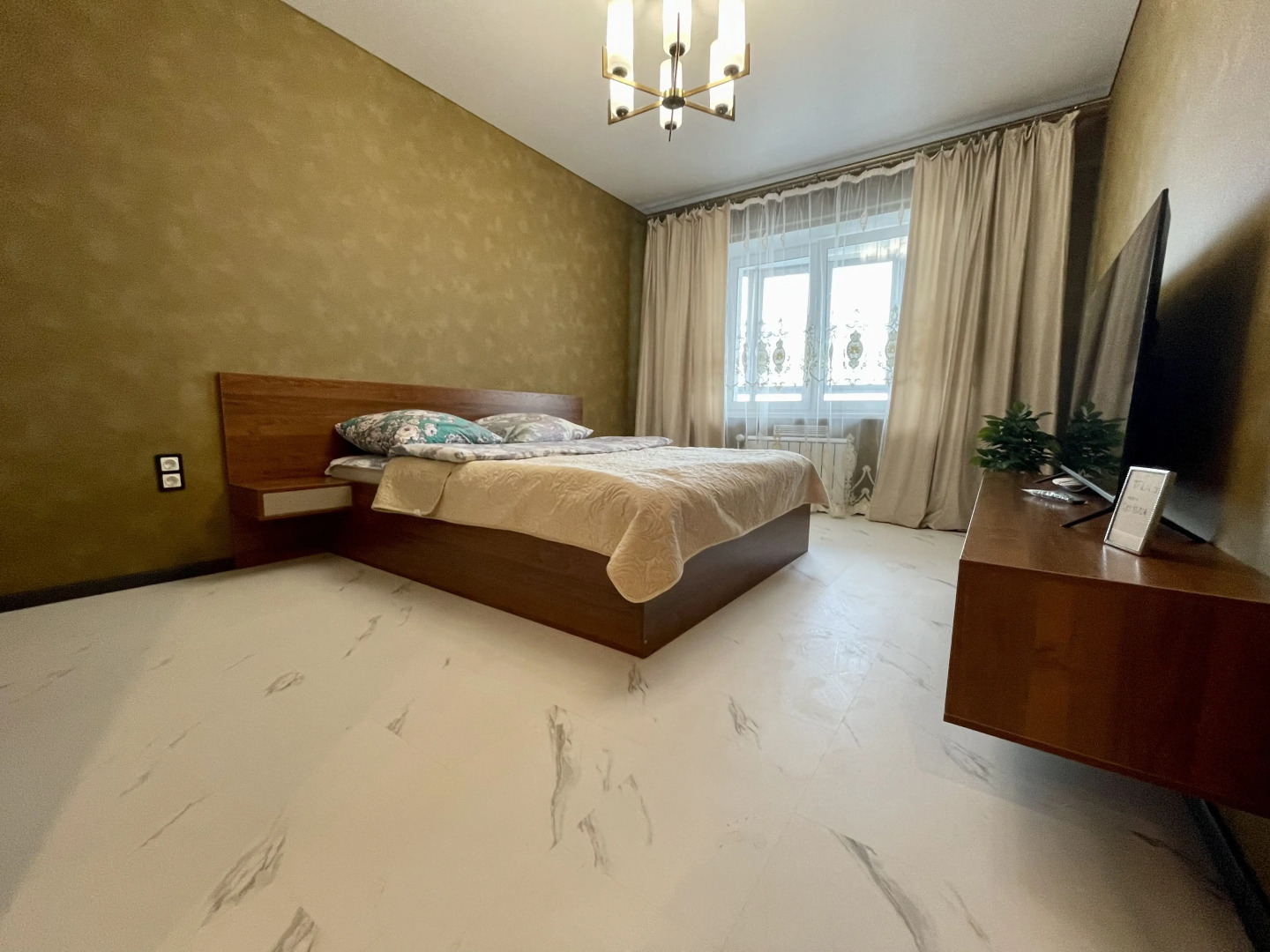 Апартаменты На Верхней Набережной