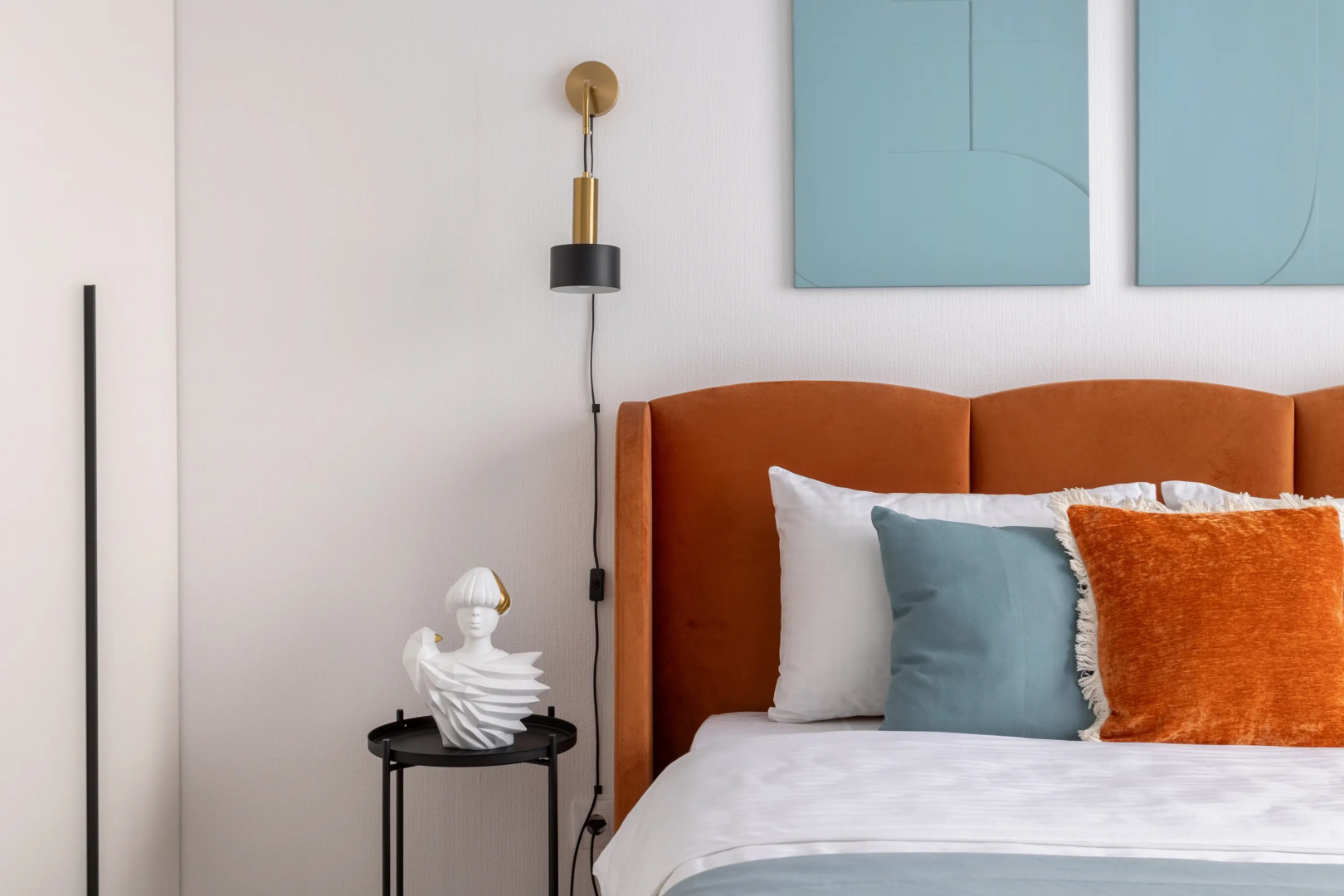 Квартира Евро-2 Крылья у метро рядом с парковкой, разводным мостом на Неве и центром