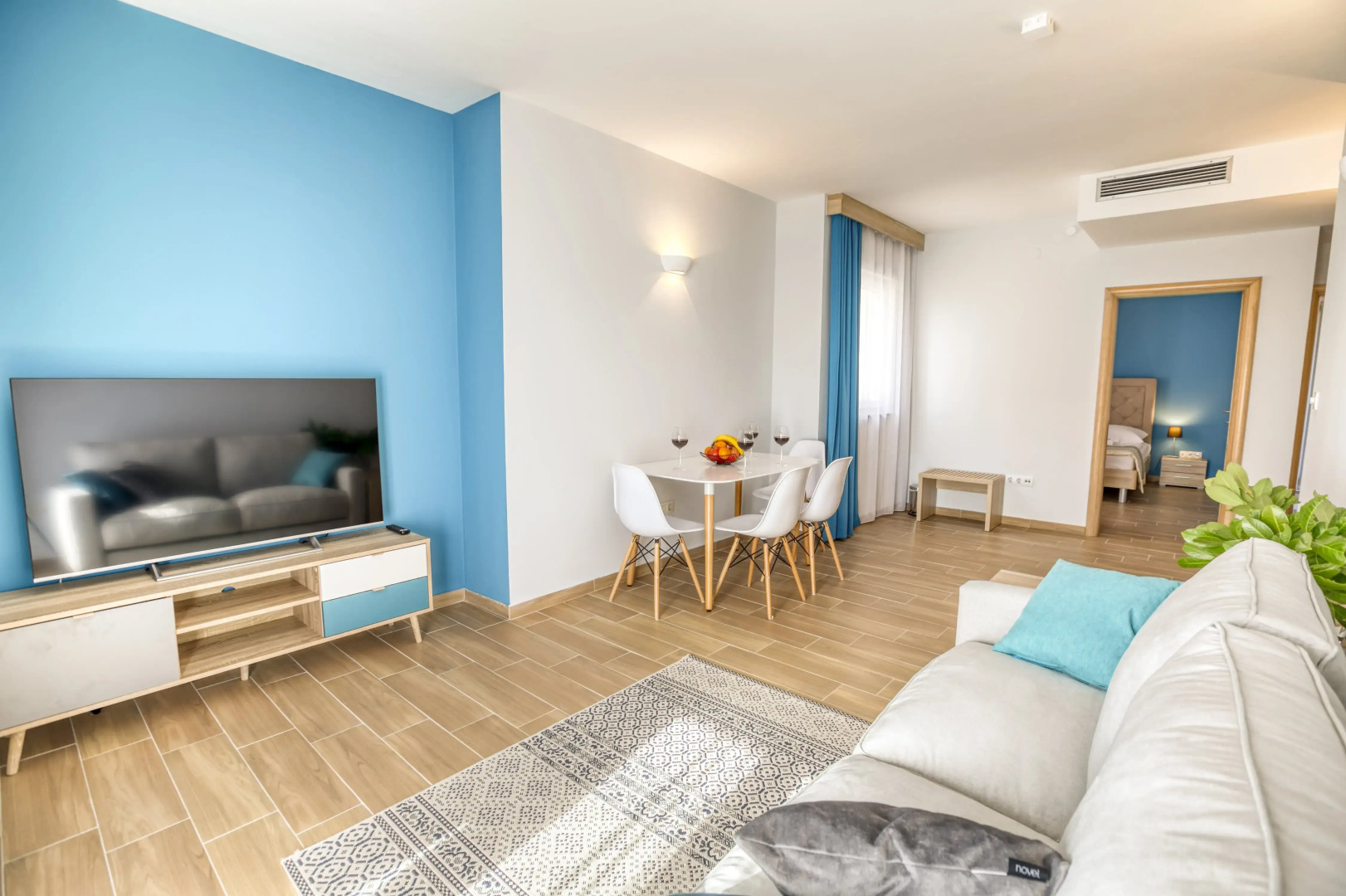 Отель Villa MiraMar