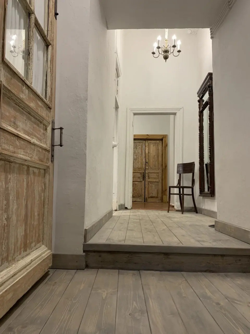 Квартира в Старинном Доме ХVIII Века