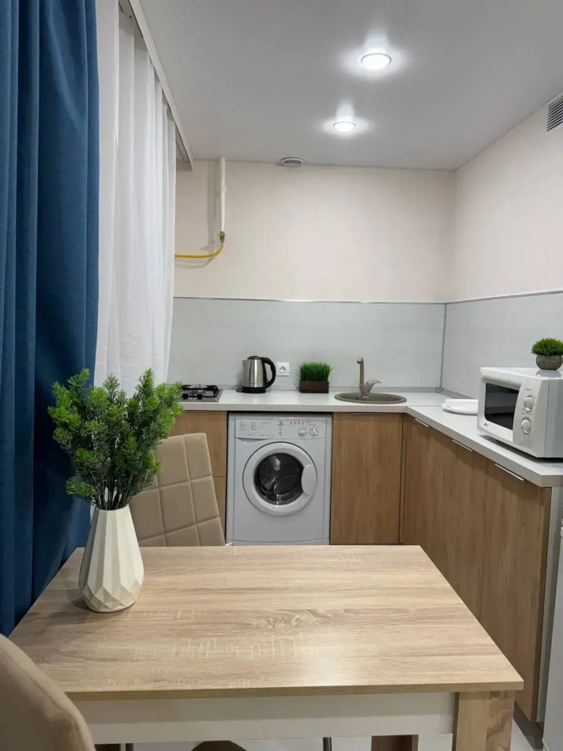 Квартира Уютная на Адоратского