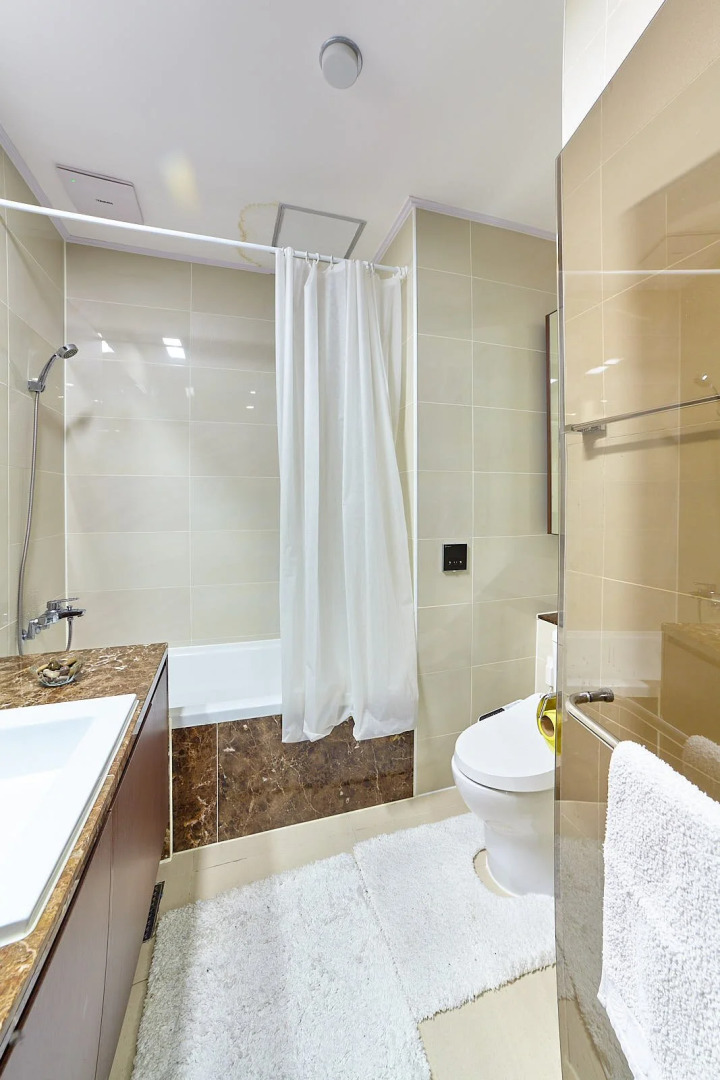 Апартаменты Luxury one bedroom HighWill