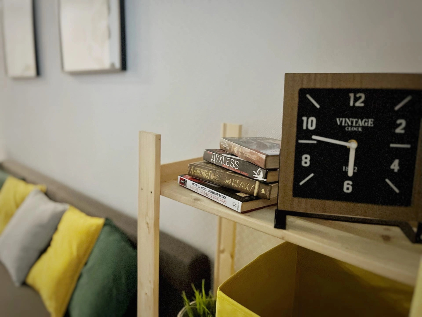 Апартаменты двухкомнатные White Sea Aparts в центре города