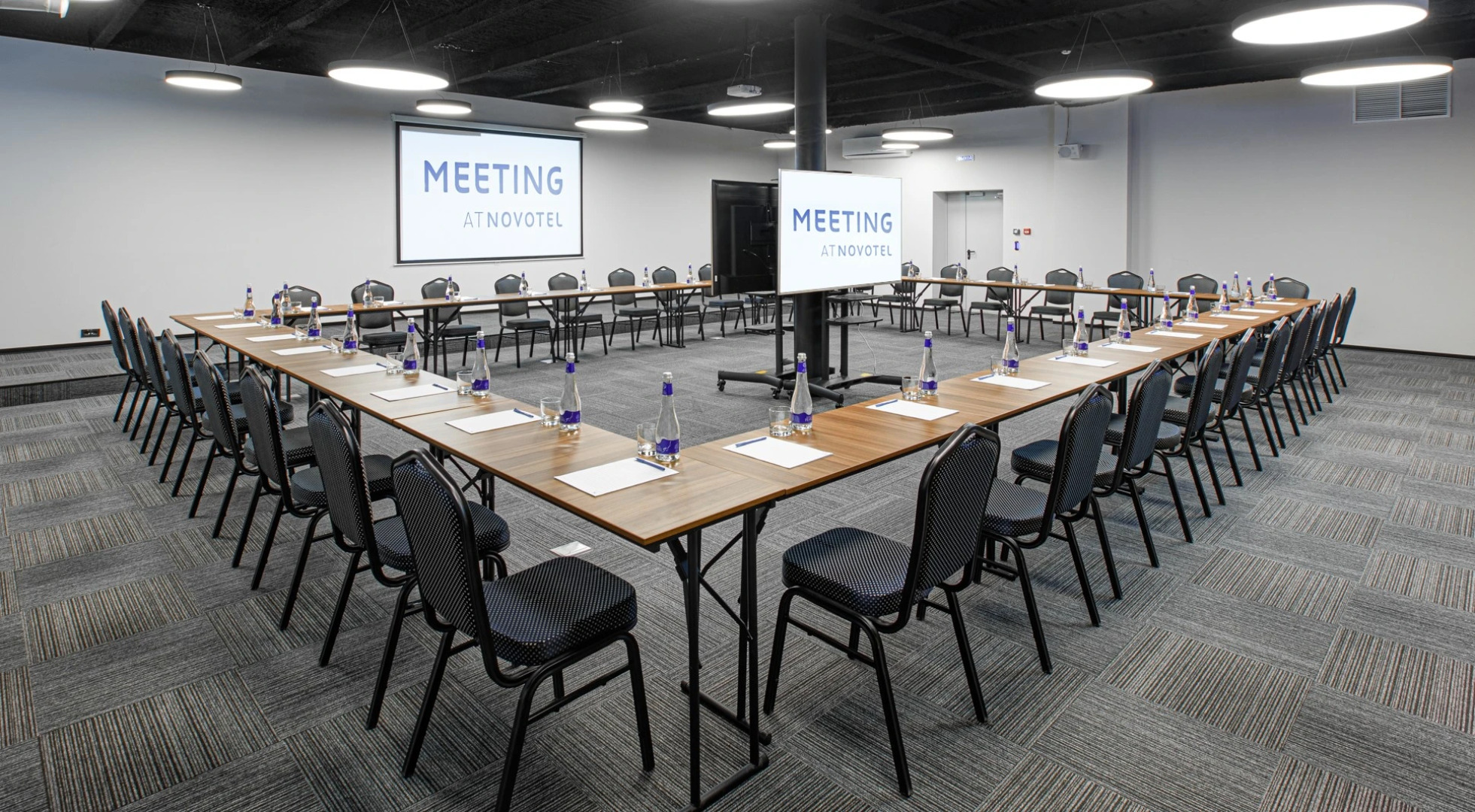 Отель Novotel Vladivostok