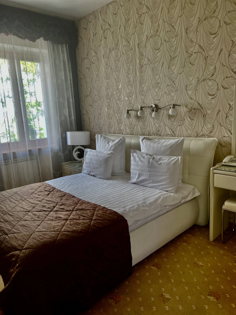 Отель Ренессанс