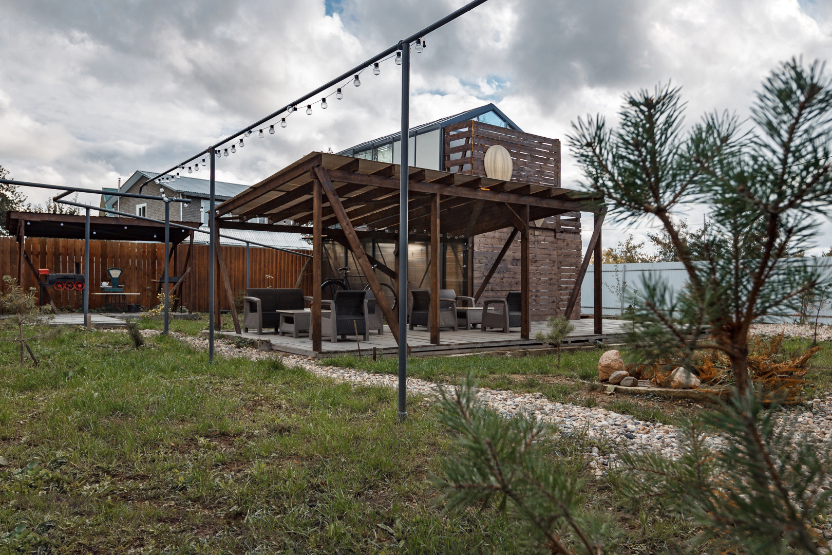 Гостевой Дом Семейные Апартаменты Белый Кролик