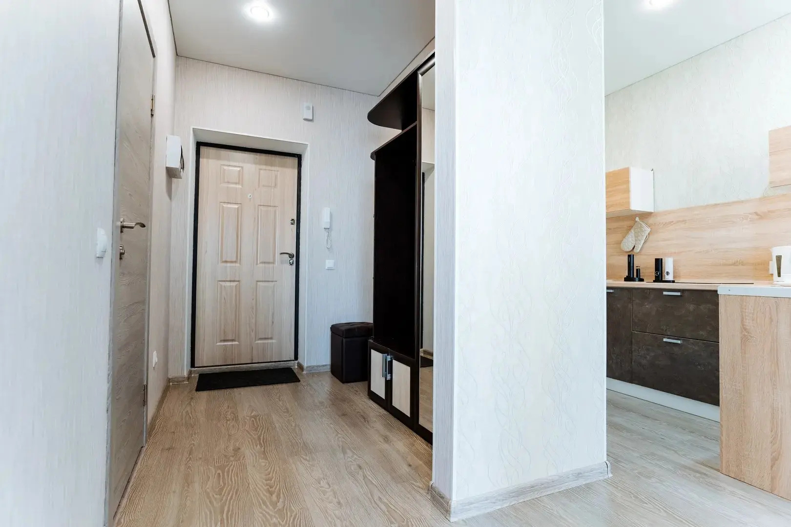 Квартира Комфортная 2 комнатная на Планете