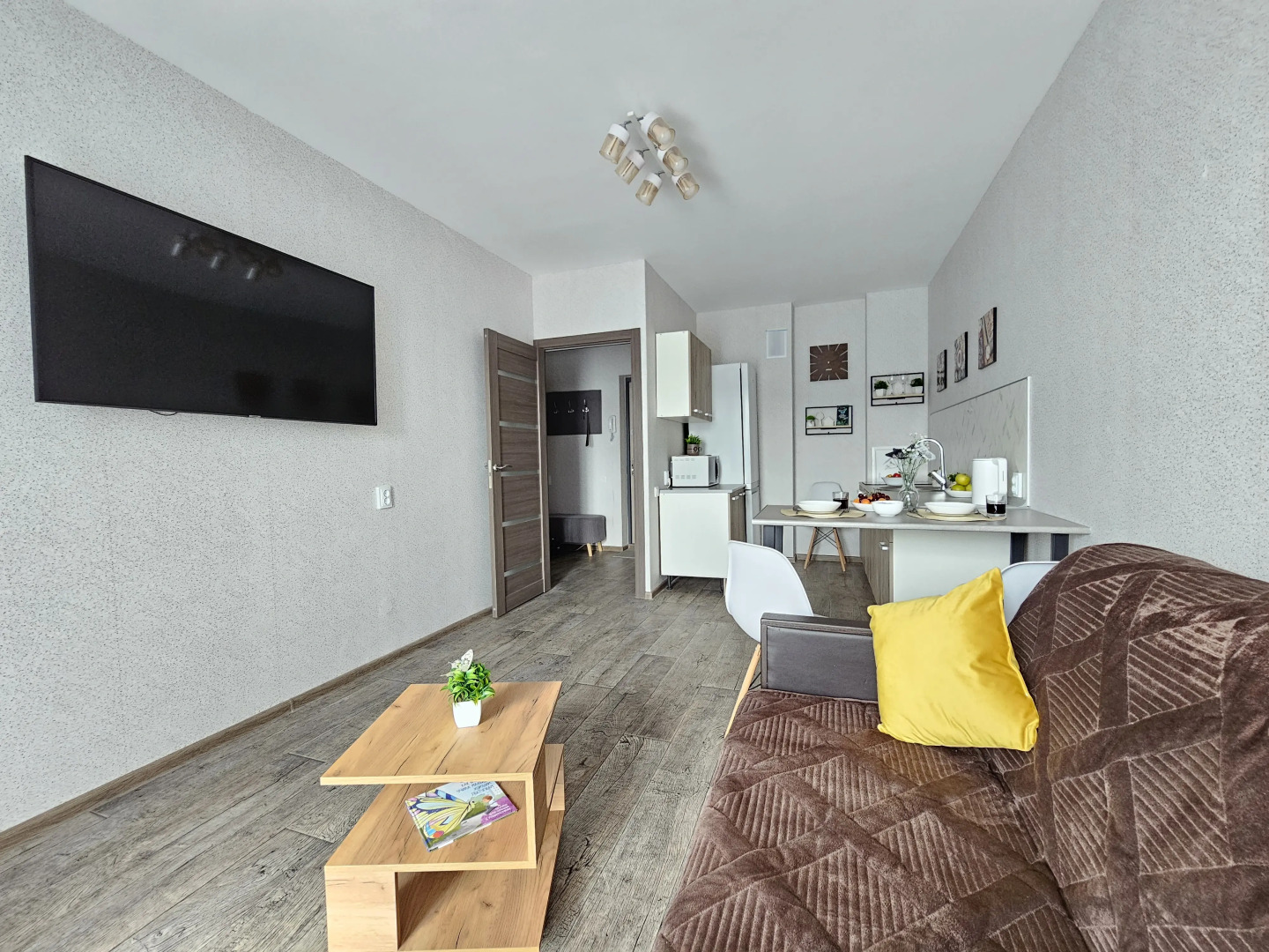 Квартира Светлояр