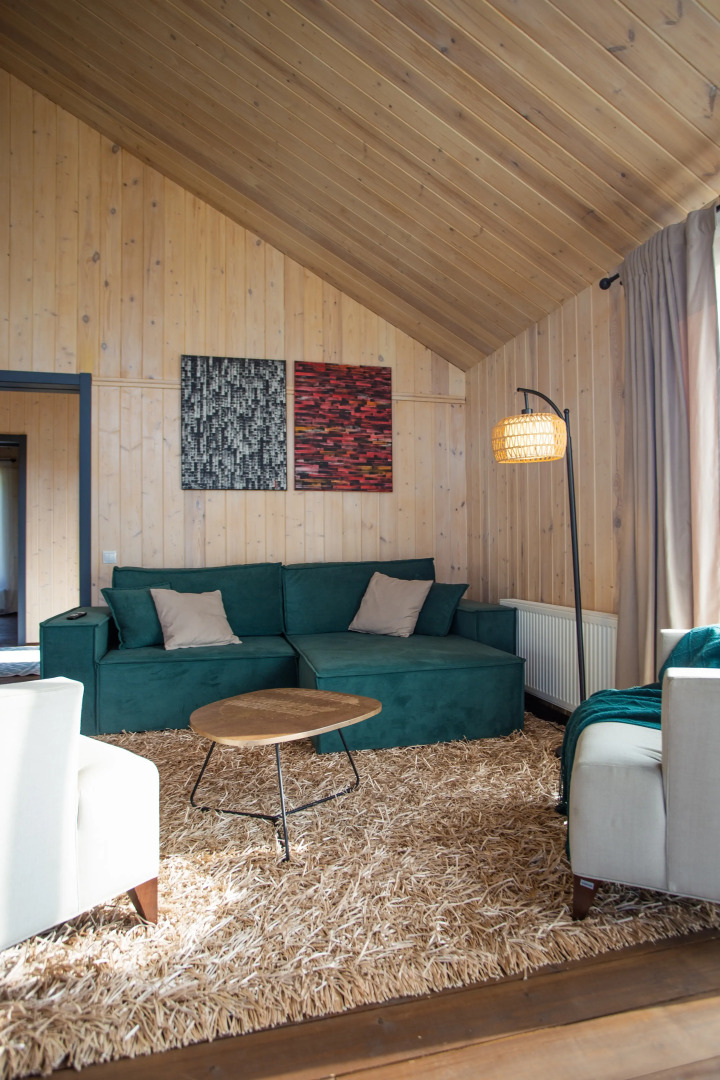 Частный дом Барнхауз у озера