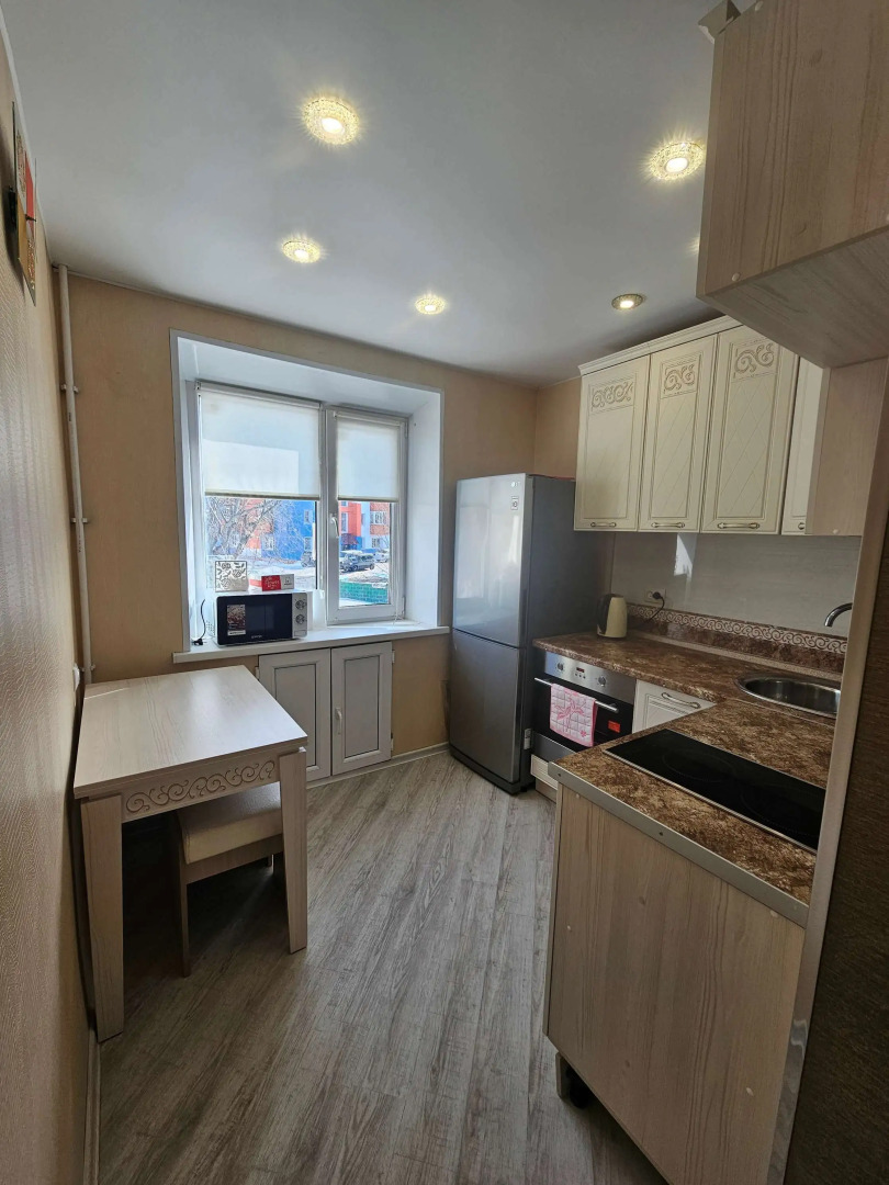 Квартира на проспекте 50 лет Октября 15/5