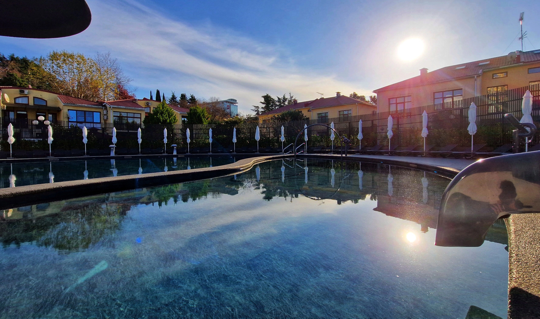 Апартаменты в отеле с всесезонным бассейном