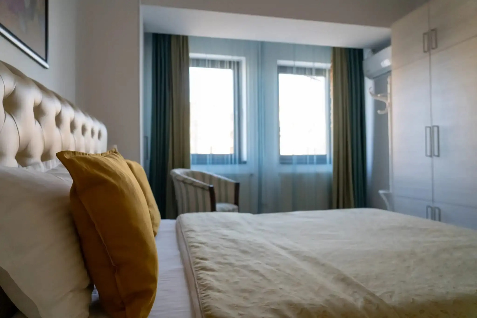 Отель Avenue Parliament