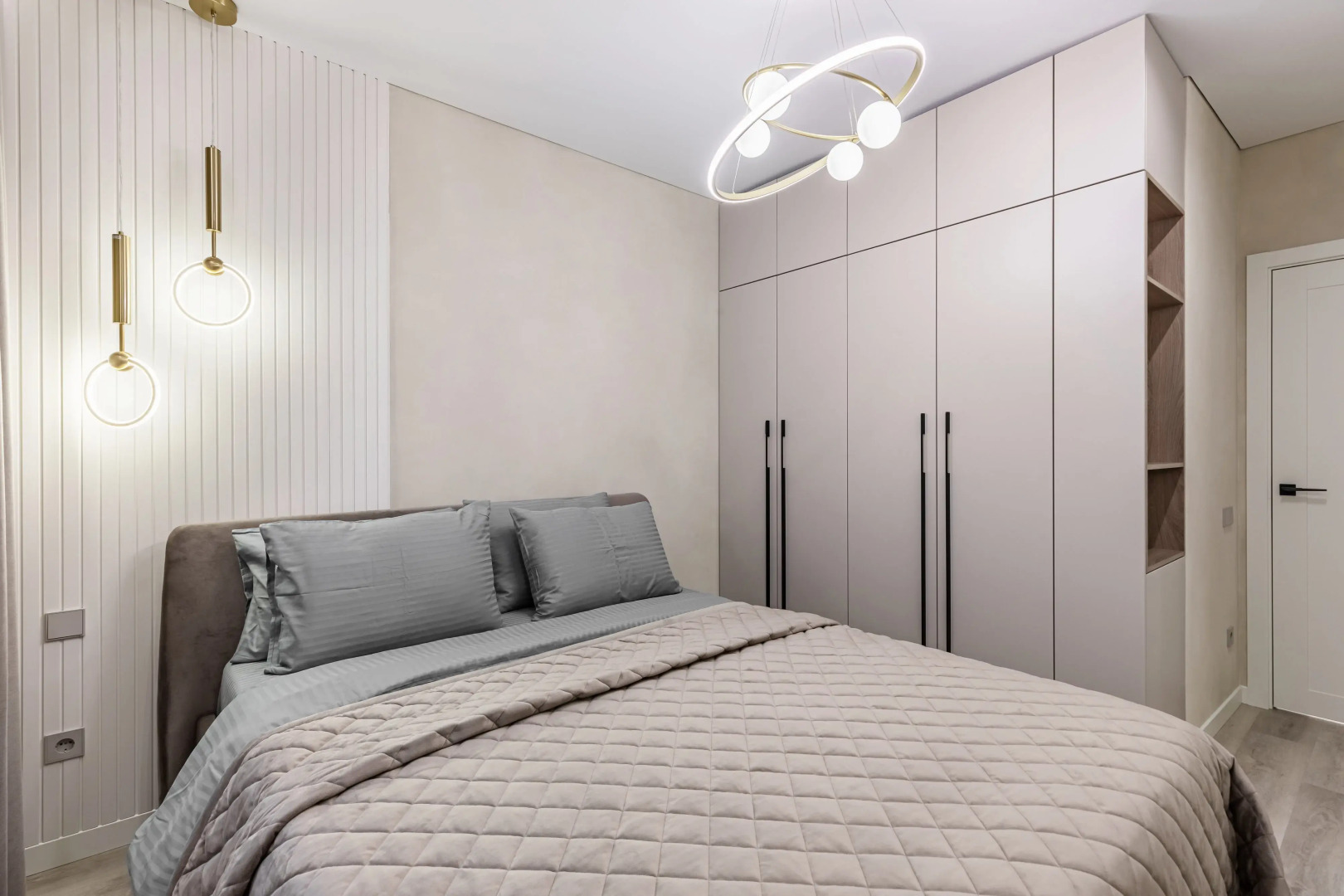 Квартира большая 4-х комнатная LS Арт Центр