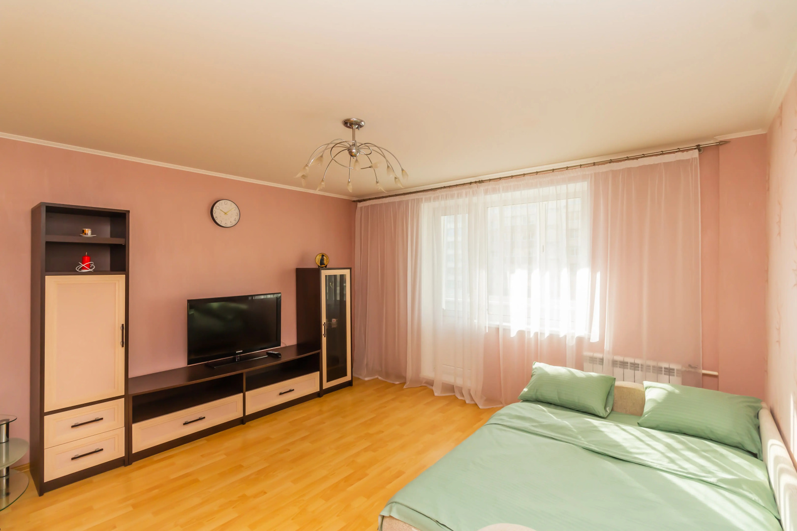 Апартаменты на Академика Королёва 7