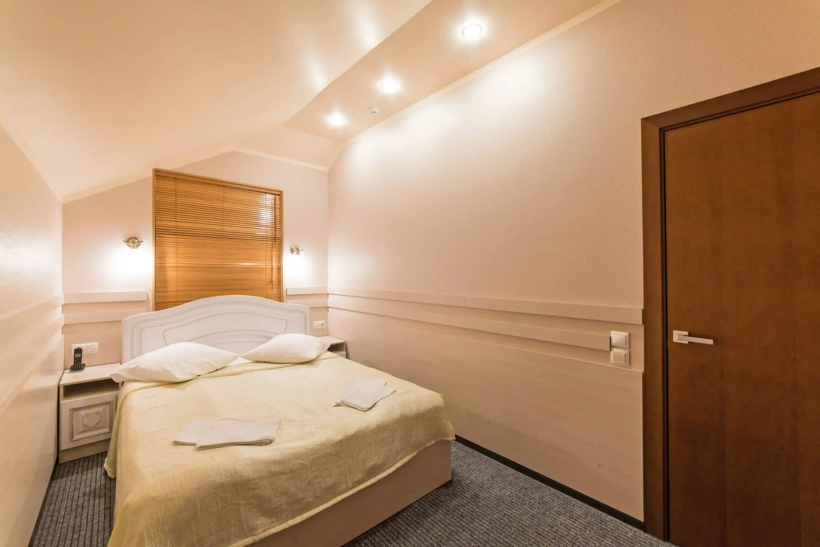 Отель Валерия