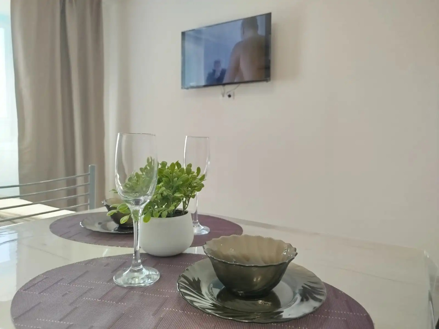 Квартира студия live in comfort на Современников 8