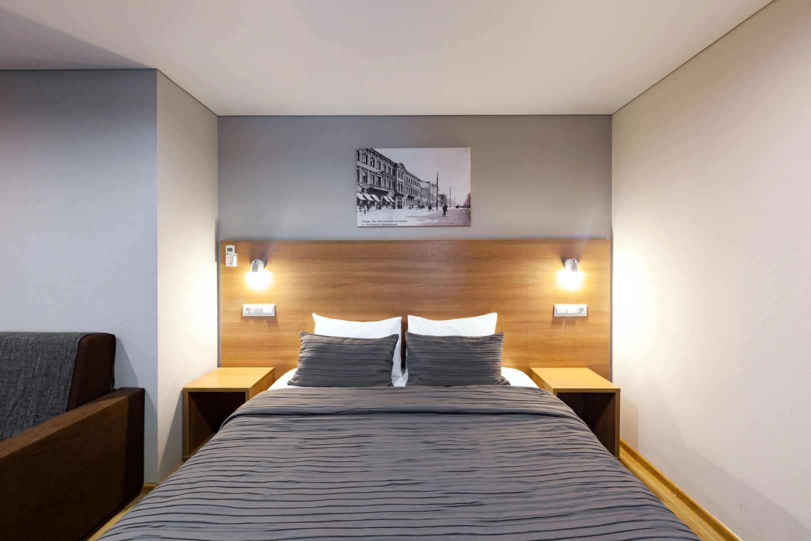 Отель Фурор