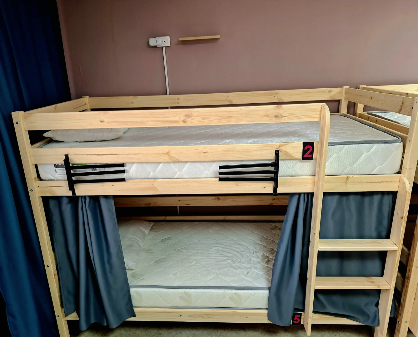 Хостел Гости